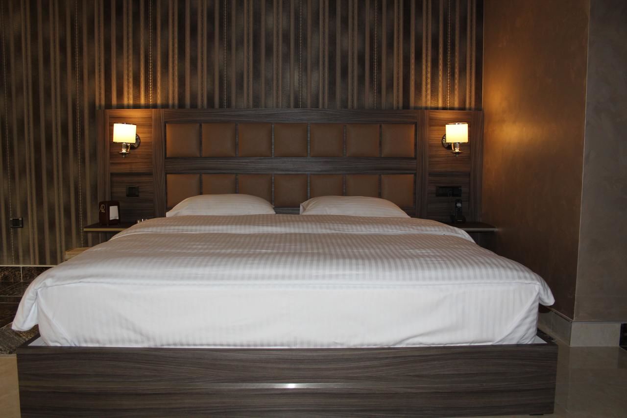 Отель Avan Plaza Hotel Ереван-41