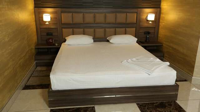 Отель Avan Plaza Hotel Ереван-31