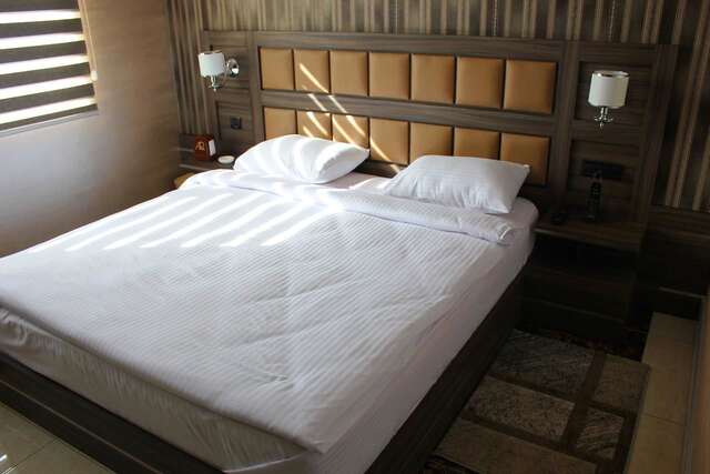 Отель Avan Plaza Hotel Ереван-46